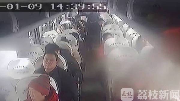 鄭州大巴車租賃，春運乘坐大巴車需要注意行車安全